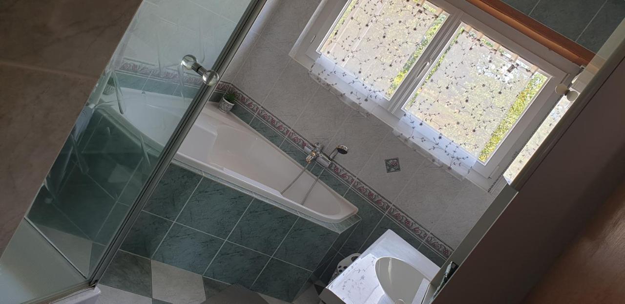 Villa Faby, Jacuzzy Sauna Privatif Saint-Maurice  エクステリア 写真