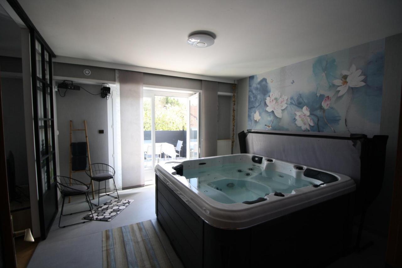 Villa Faby, Jacuzzy Sauna Privatif Saint-Maurice  エクステリア 写真