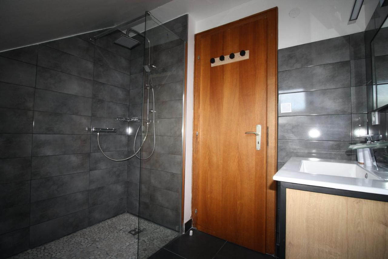 Villa Faby, Jacuzzy Sauna Privatif Saint-Maurice  エクステリア 写真